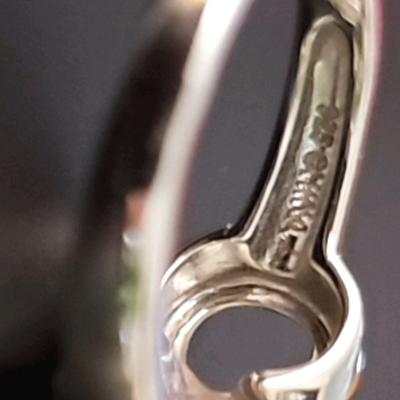 Sterling Silver Infinity Ring New With Tags Size 7 - Picture 3 of 3